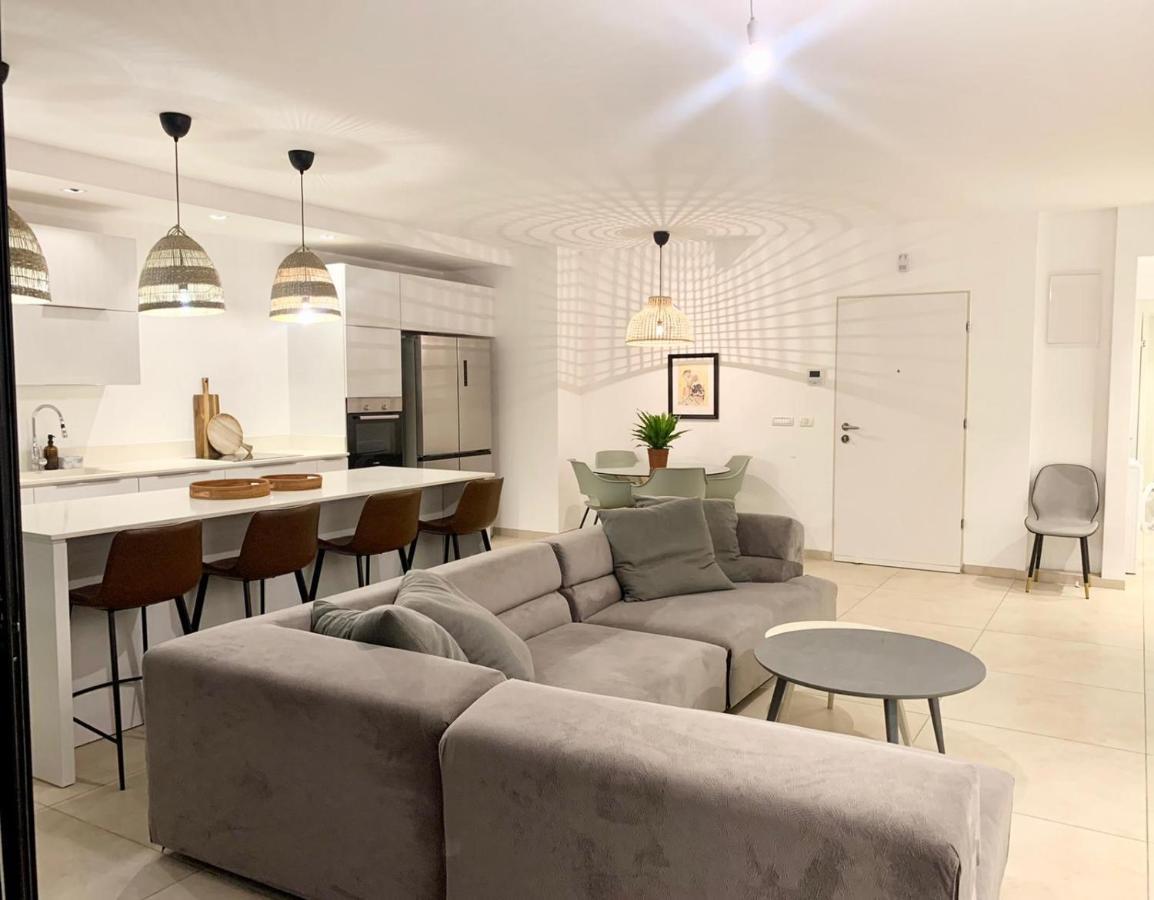 Beach Place Apartments 하이파 외부 사진