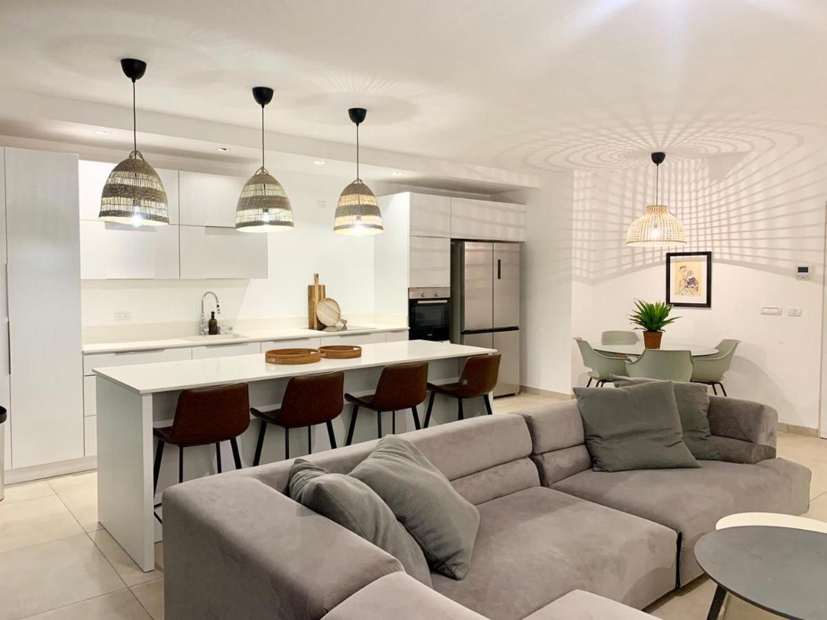 Beach Place Apartments 하이파 외부 사진