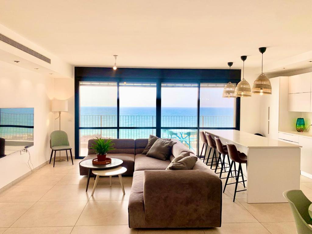 Beach Place Apartments 하이파 외부 사진