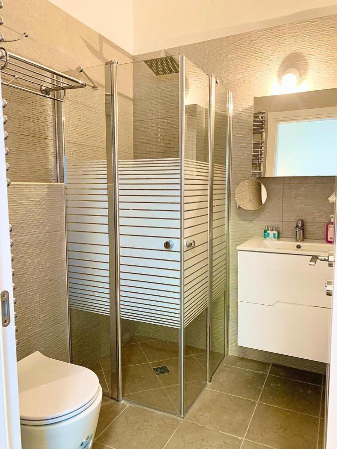 Beach Place Apartments 하이파 외부 사진